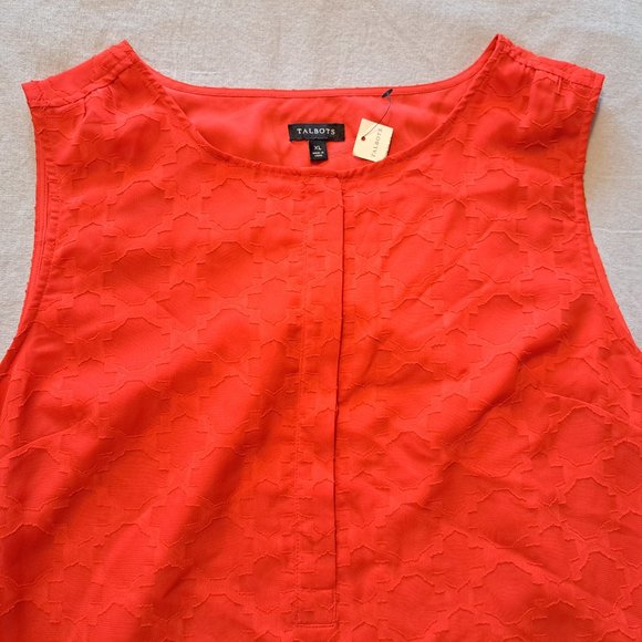 NEW Talbot's Red Sleeveless Quatrefoil Tank Blouse Size XL - Picture 6 of 7